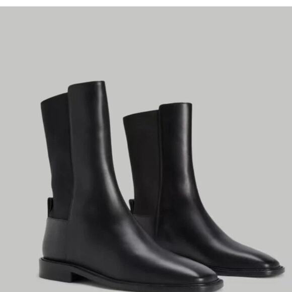 Everlane The City Leather Chelsea Boot Pull-On Square Toe Black Size 8 NWOB - Picture 1 of 12
